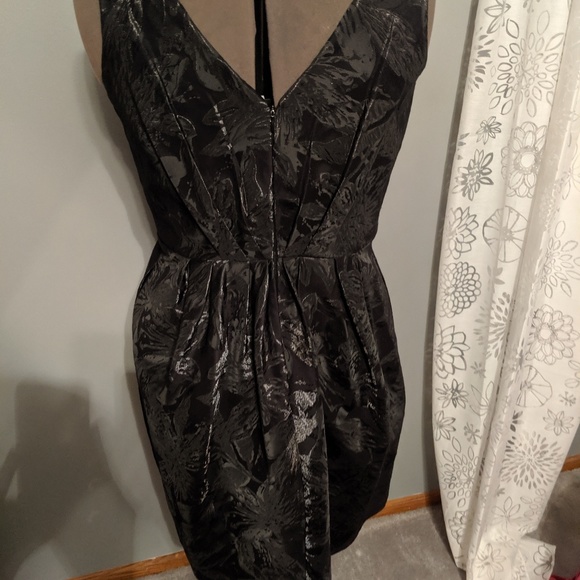 Vera Wang party dress. - Picture 3 of 4